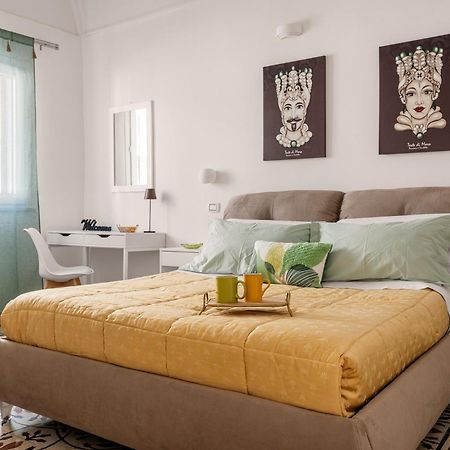 טראסיני Madre Terra Airport Rooms And Suites מראה חיצוני תמונה