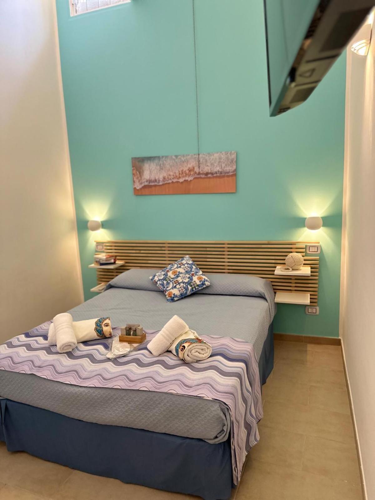 טראסיני Madre Terra Airport Rooms And Suites מראה חיצוני תמונה