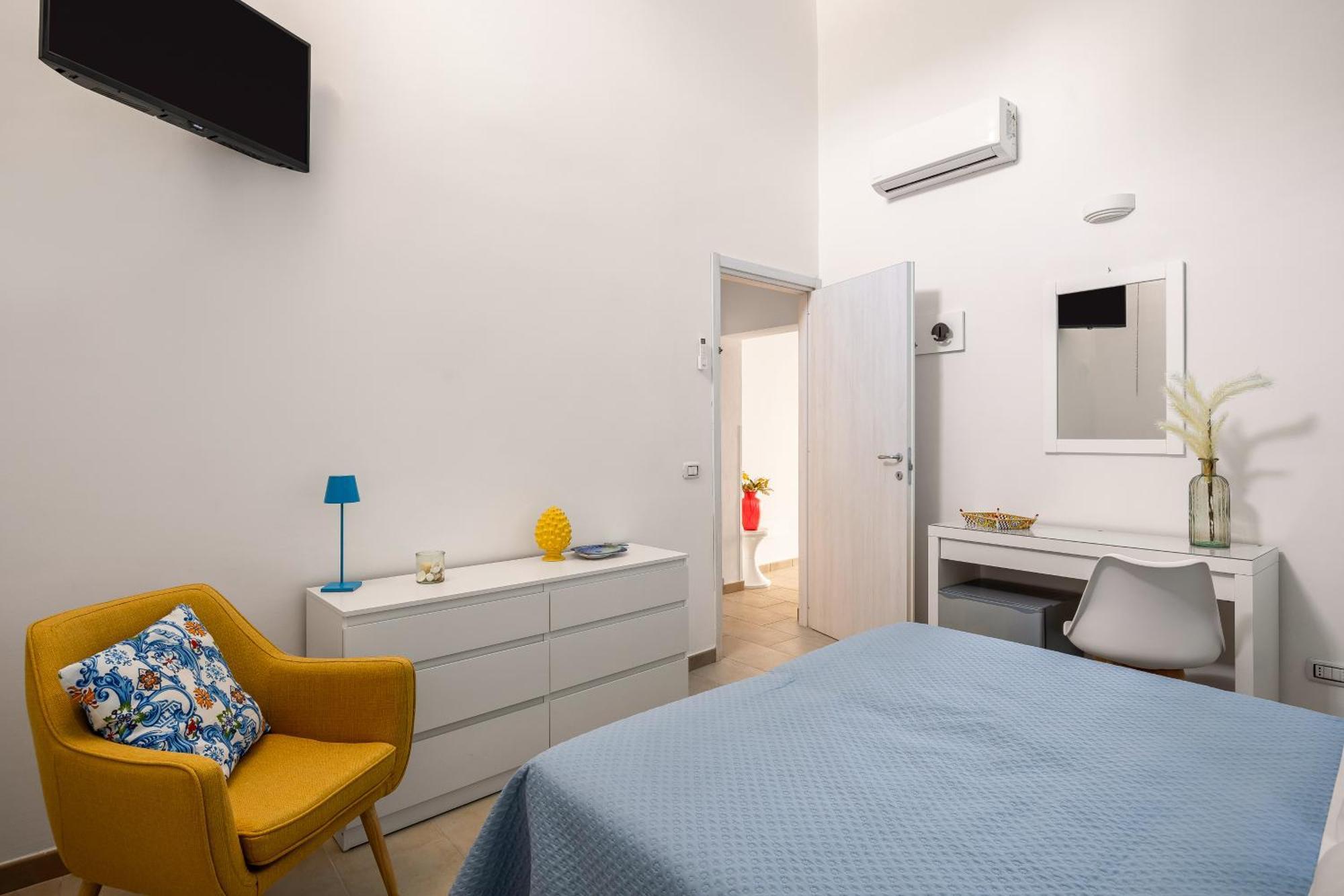 טראסיני Madre Terra Airport Rooms And Suites מראה חיצוני תמונה