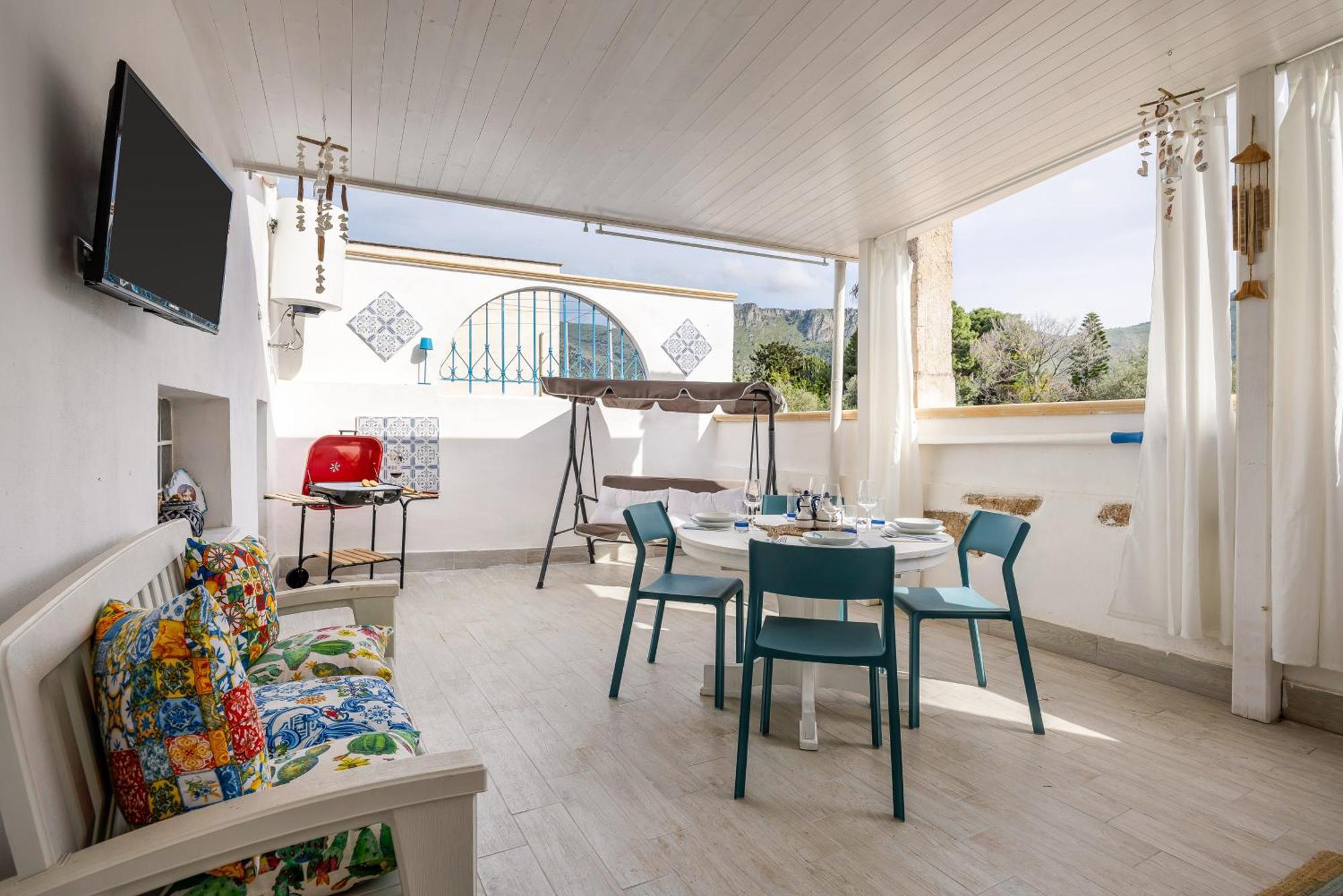 טראסיני Madre Terra Airport Rooms And Suites מראה חיצוני תמונה