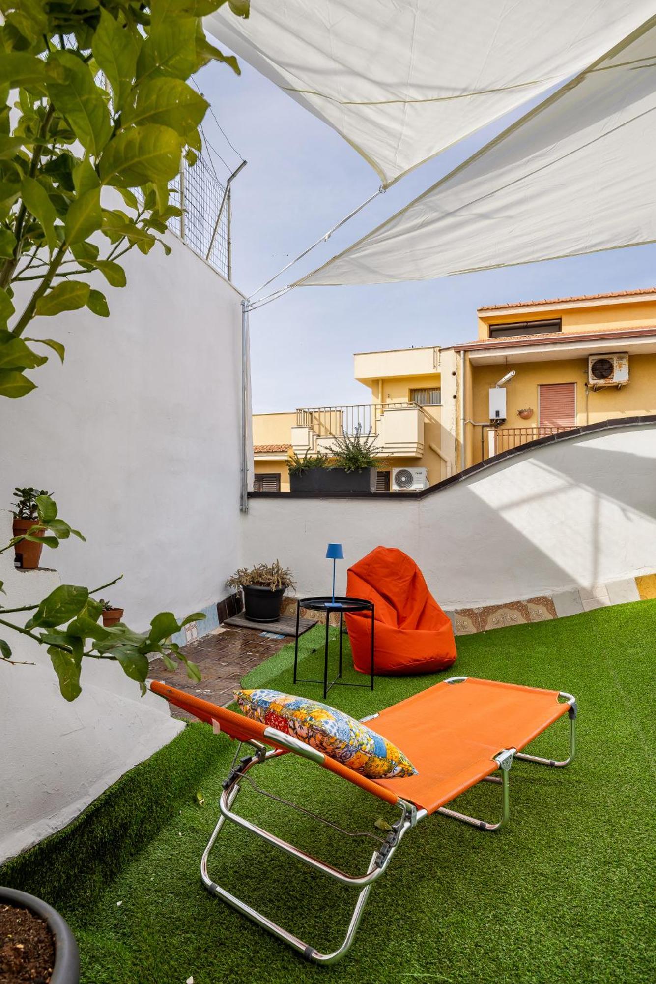 טראסיני Madre Terra Airport Rooms And Suites מראה חיצוני תמונה